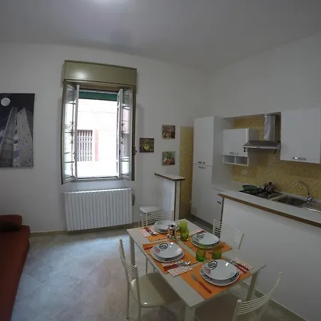 Cornerapartment Iii דירה