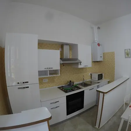 Cornerapartment Iii بولونيا